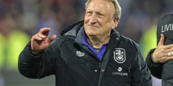 沃诺克：卡迪夫城19年因切尔西的越位进球降级，我到死都会记得