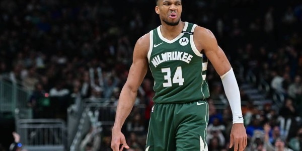 NBA官网公布新赛季东部前十球员 字母哥居首