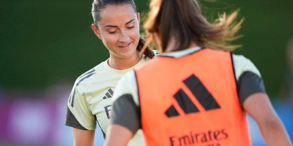 皇马女足欧冠首秀狂胜罗马，主帅揭秘背后故事